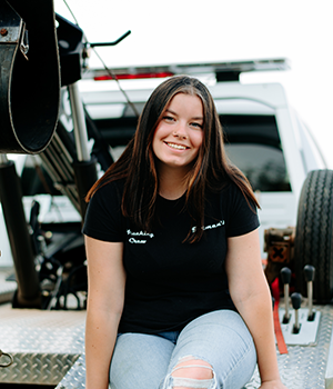 Jazlynn Totman, Title Clerk, Totman Enterprises